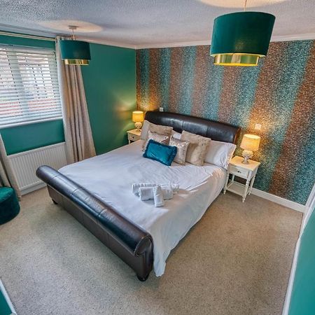 Capri 13 Sa - Contemporary 2 Bedroom House In Loughborough With Free Parking, Close To Loughborough University & M1 Motorway Zewnętrze zdjęcie