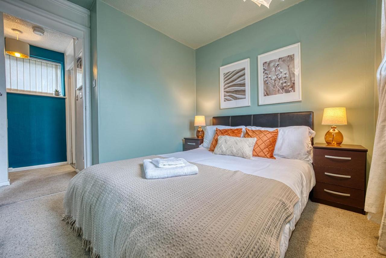 Capri 13 Sa - Contemporary 2 Bedroom House In Loughborough With Free Parking, Close To Loughborough University & M1 Motorway Zewnętrze zdjęcie