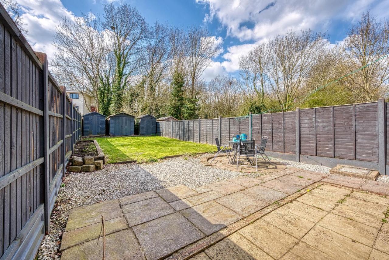 Capri 13 Sa - Contemporary 2 Bedroom House In Loughborough With Free Parking, Close To Loughborough University & M1 Motorway Zewnętrze zdjęcie