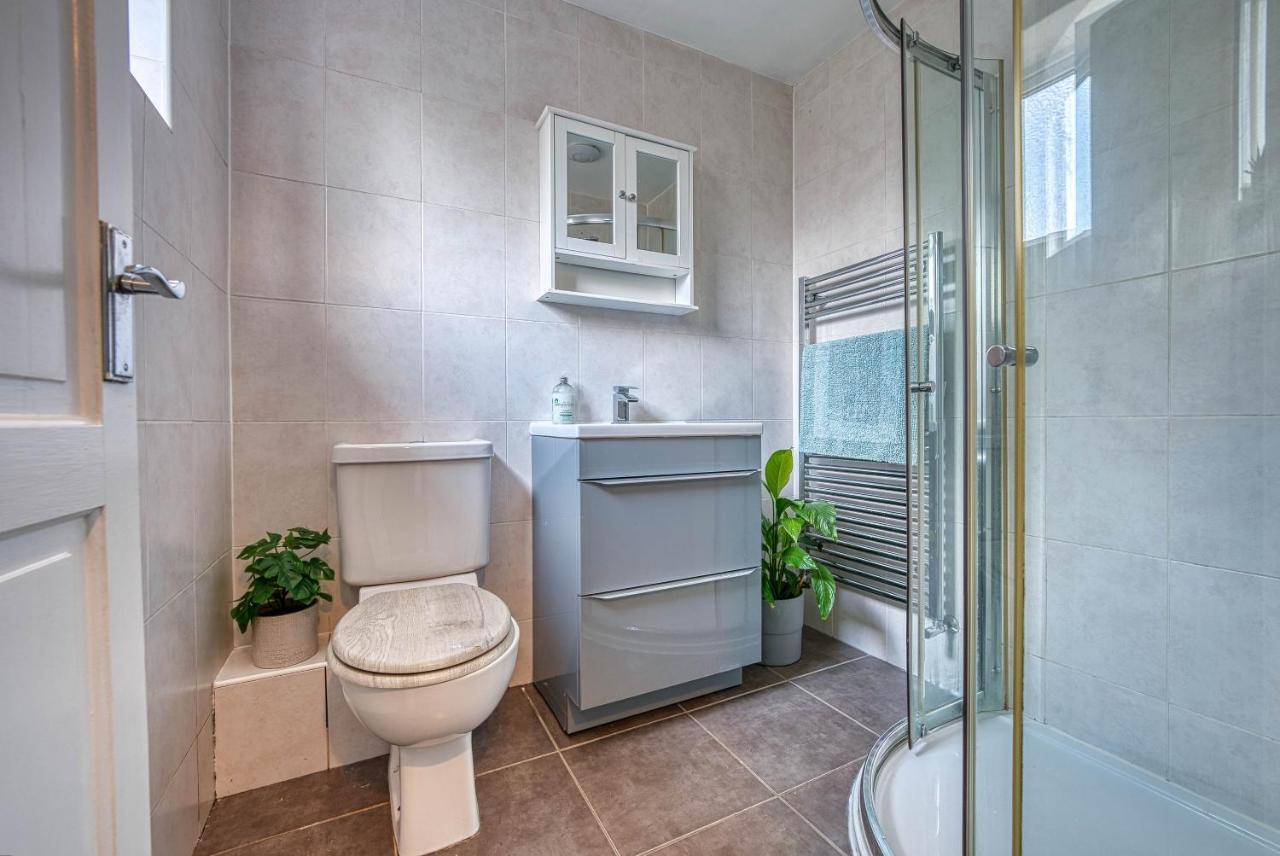 Capri 13 Sa - Contemporary 2 Bedroom House In Loughborough With Free Parking, Close To Loughborough University & M1 Motorway Zewnętrze zdjęcie