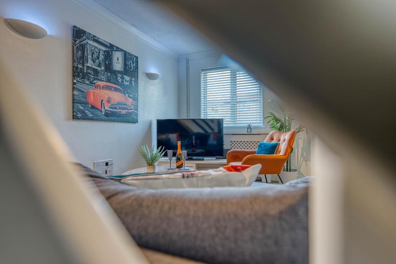 Capri 13 Sa - Contemporary 2 Bedroom House In Loughborough With Free Parking, Close To Loughborough University & M1 Motorway Zewnętrze zdjęcie